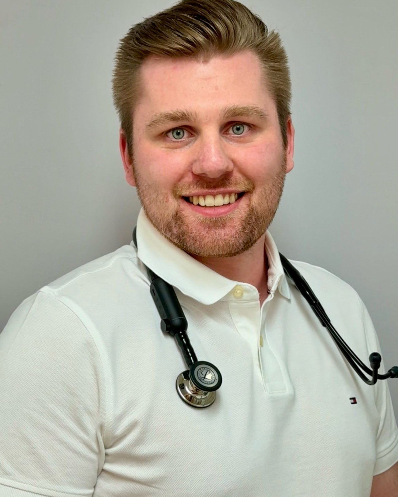 Heilpraktiker Michael Göltz in seiner Praxis für Integrative Osteopathie in Lahr